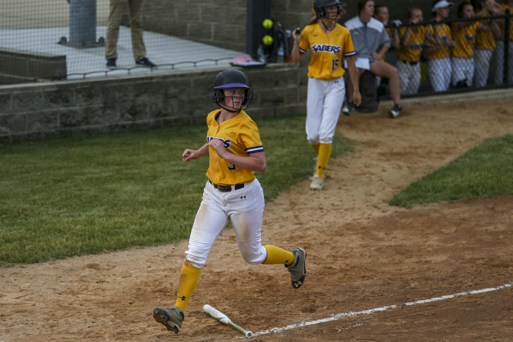 061819-qct-spt-dewitt-softball-027